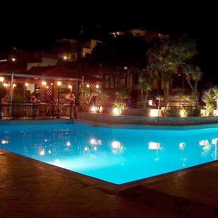 Hotel Bella Vista Sissi Exterior foto